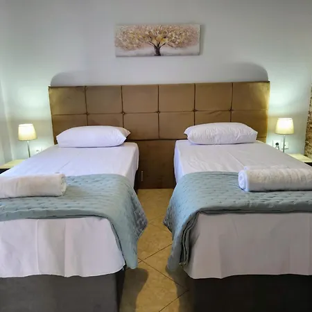 Apartament Paradise Flogita